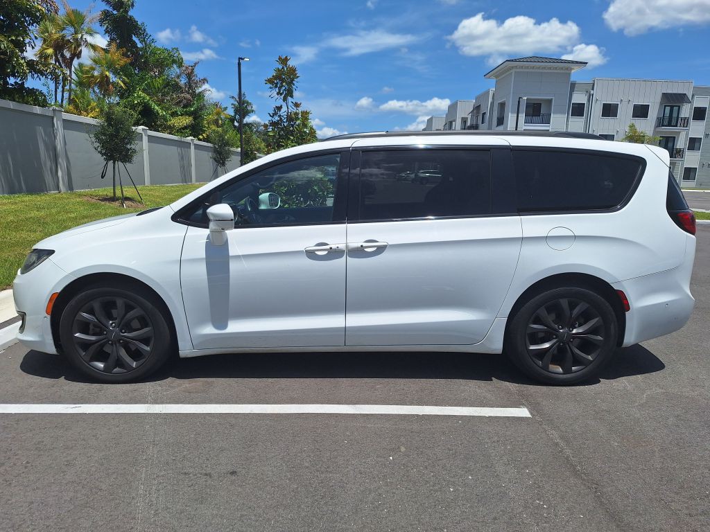 2020 Chrysler Pacifica Image 10