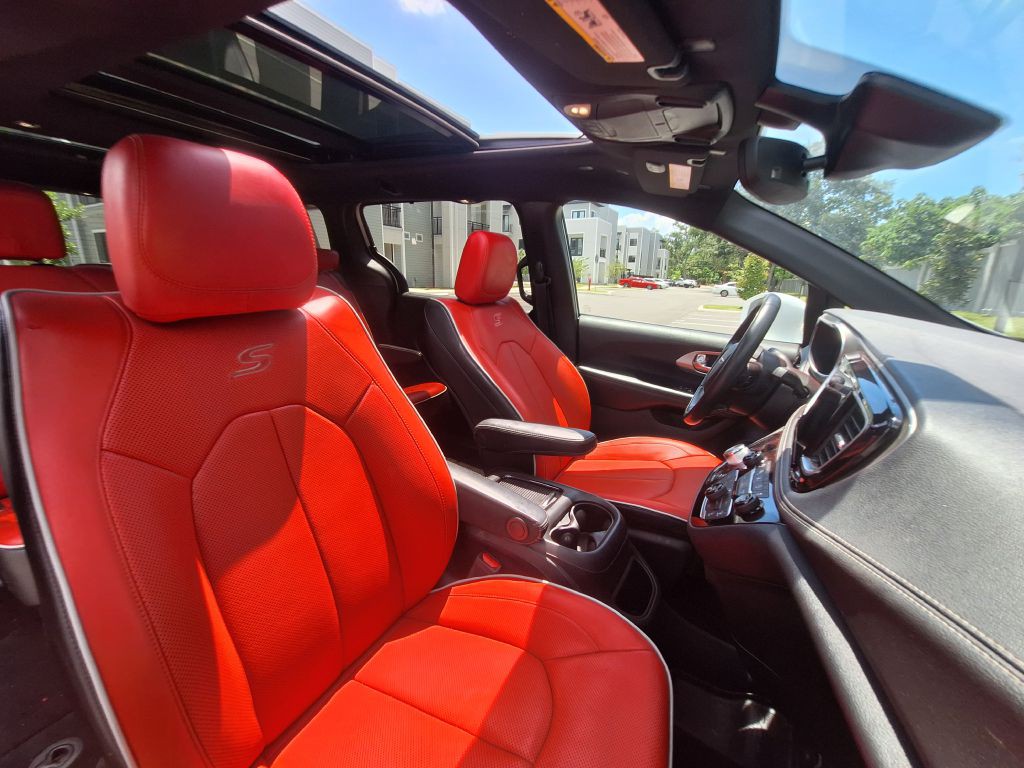 2020 Chrysler Pacifica Image 27