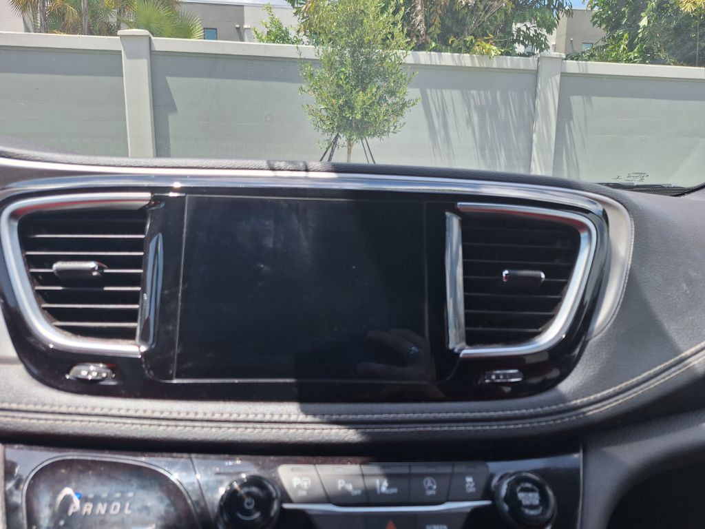 2020 Chrysler Pacifica Image 35