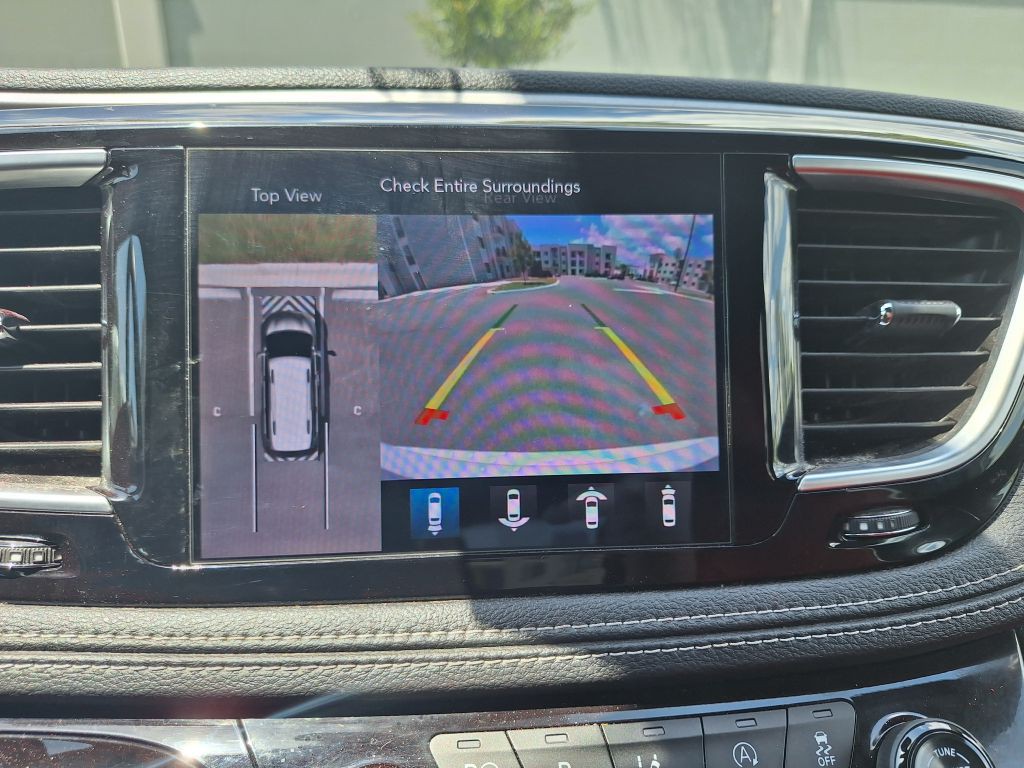 2020 Chrysler Pacifica Image 42