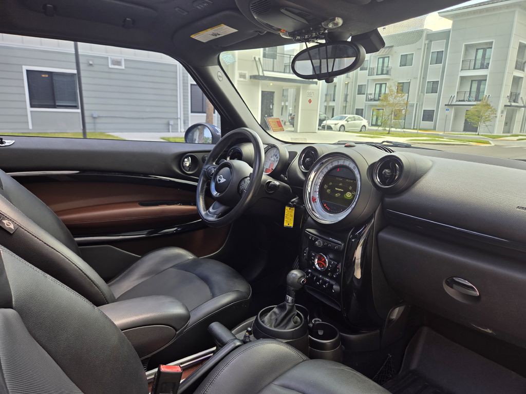 2013 MINI Cooper Image 35