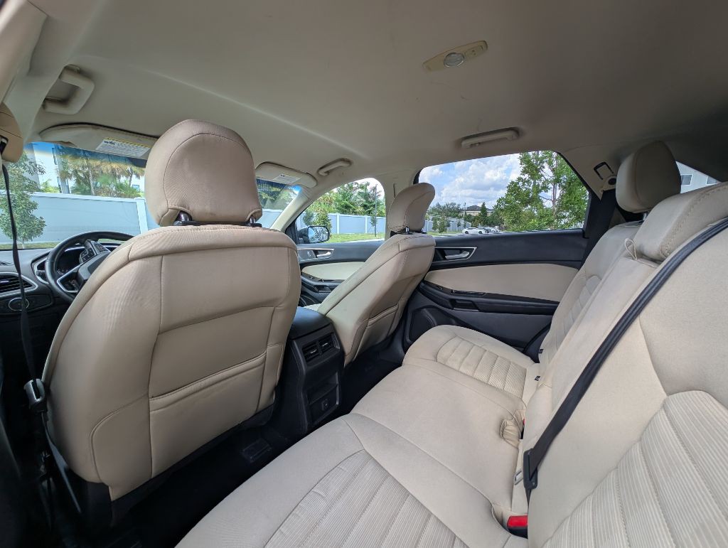2015 Ford Edge Image 13
