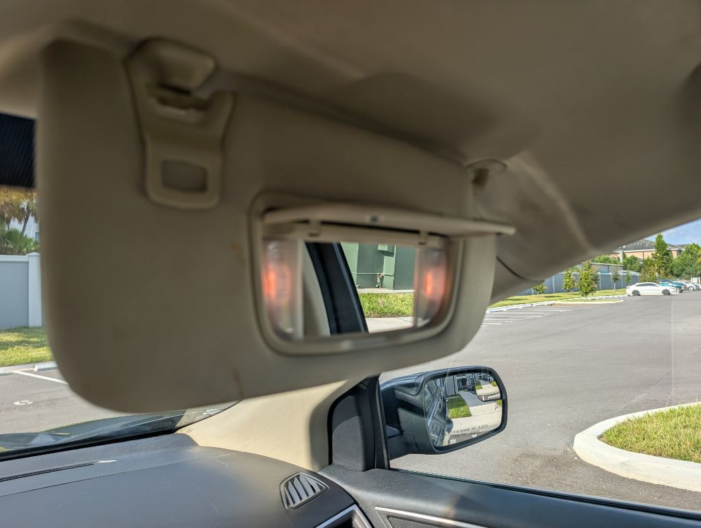 2015 Ford Edge Image 39