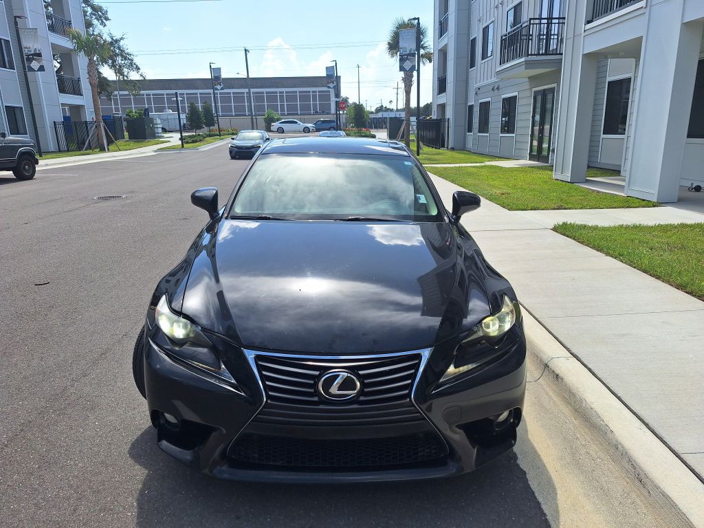 2014 Lexus IS Image 2