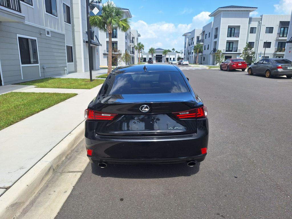 2014 Lexus IS Image 6
