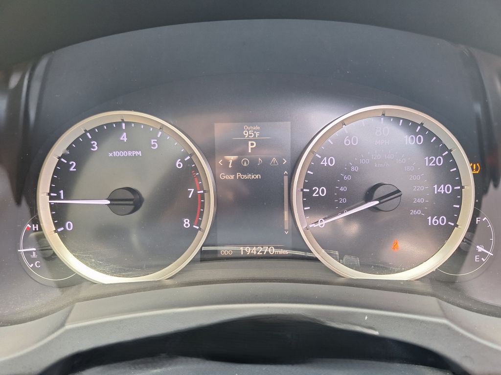 2014 Lexus IS Image 34