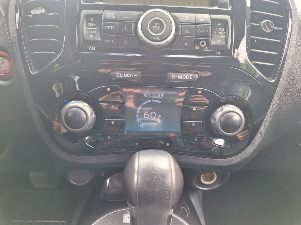 2013 Nissan Juke Image 38