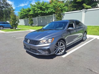 Image for 2017 Volkswagen Passat R-line ID: 7666989