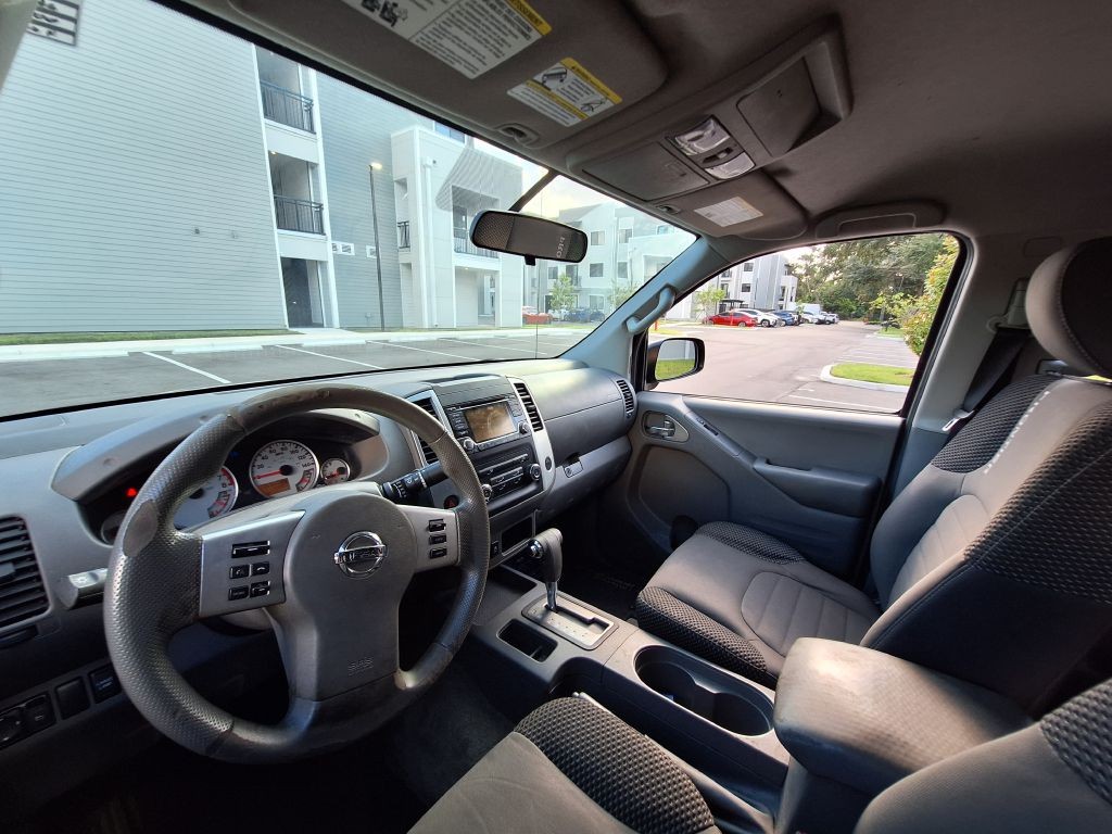2016 Nissan Frontier Image 14
