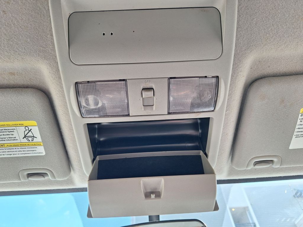 2016 Nissan Frontier Image 39