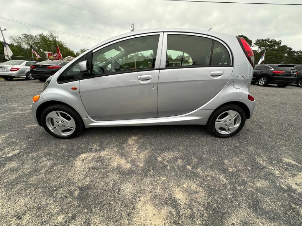 2012 Mitsubishi i-MiEV Image 1