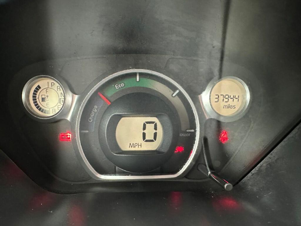 2012 Mitsubishi i-MiEV Image 7