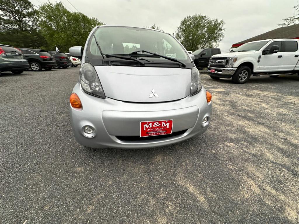 2012 Mitsubishi i-MiEV Image 11