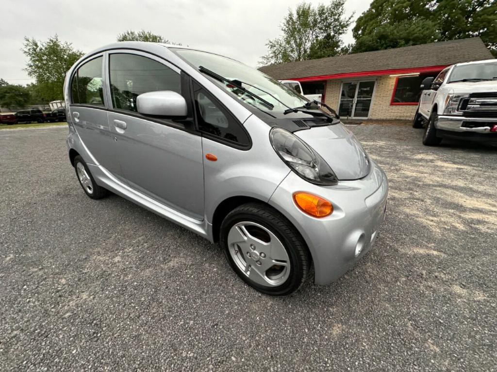 2012 Mitsubishi i-MiEV Image 17