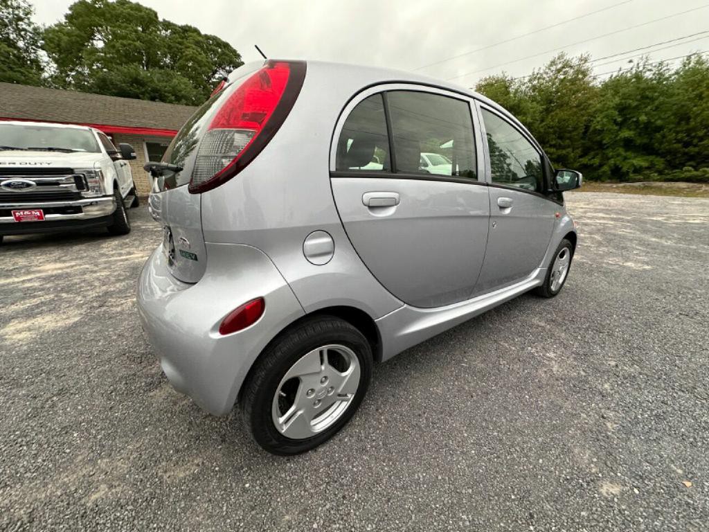 2012 Mitsubishi i-MiEV Image 21
