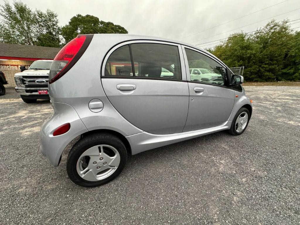 2012 Mitsubishi i-MiEV Image 22
