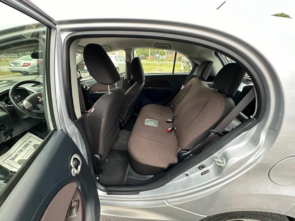 2012 Mitsubishi i-MiEV Image 34