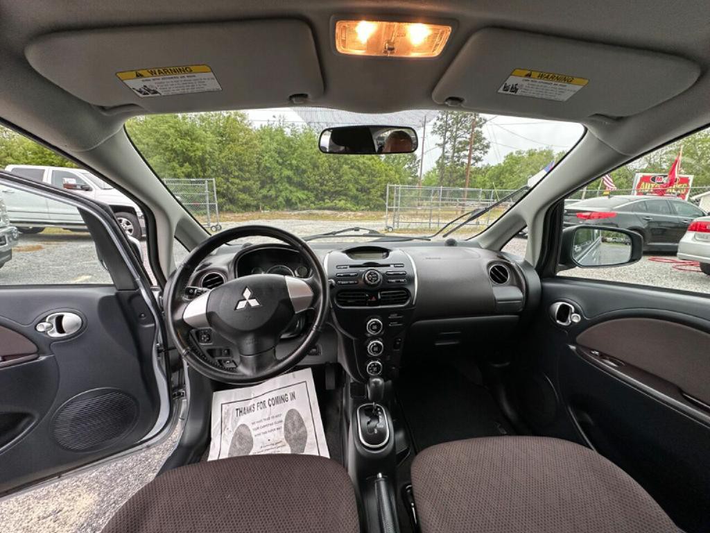 2012 Mitsubishi i-MiEV Image 43