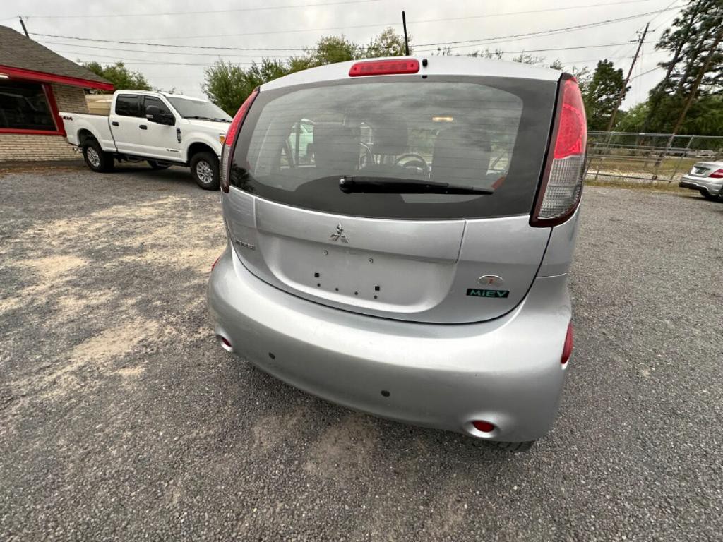 2012 Mitsubishi i-MiEV Image 47
