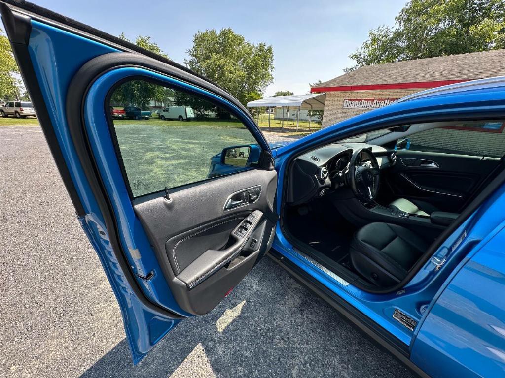 2015 Mercedes-Benz GLA-Class Image 6