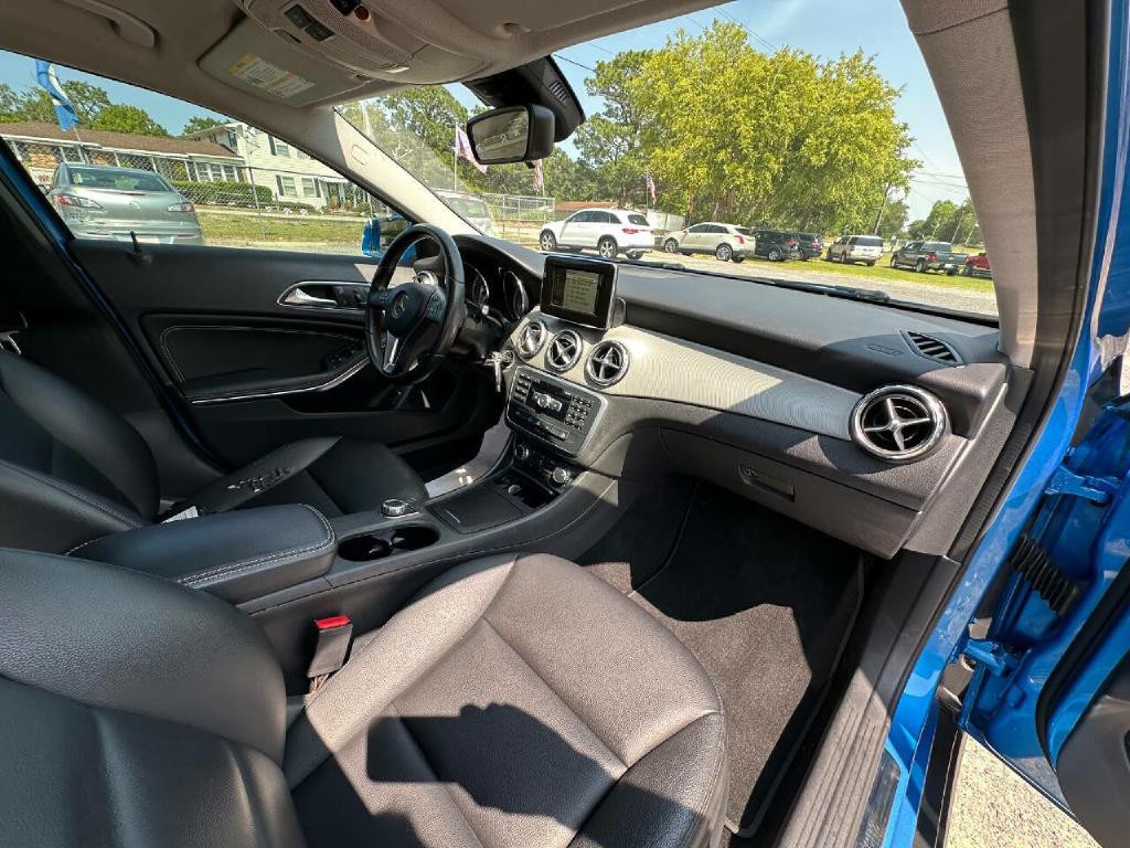 2015 Mercedes-Benz GLA-Class Image 18