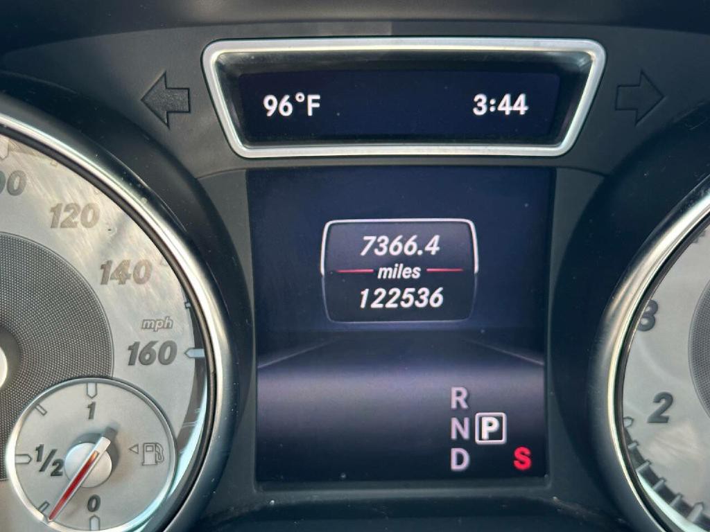2015 Mercedes-Benz GLA-Class Image 48