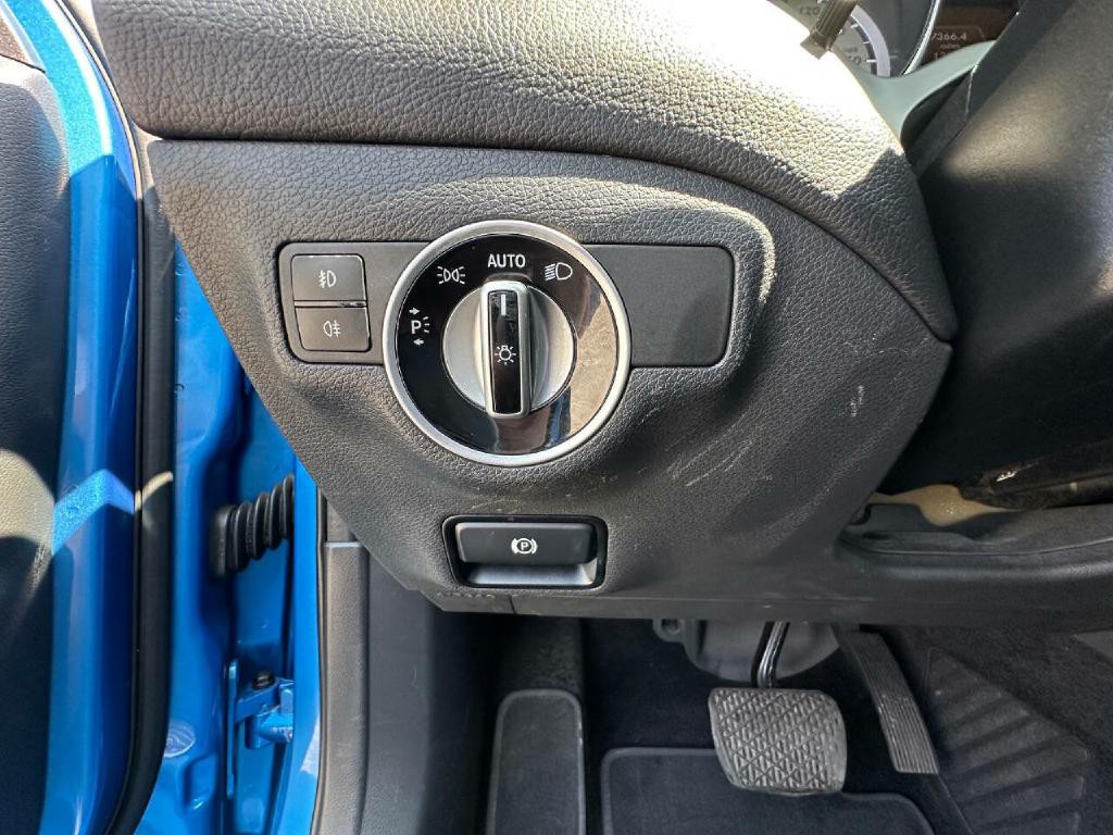 2015 Mercedes-Benz GLA-Class Image 55