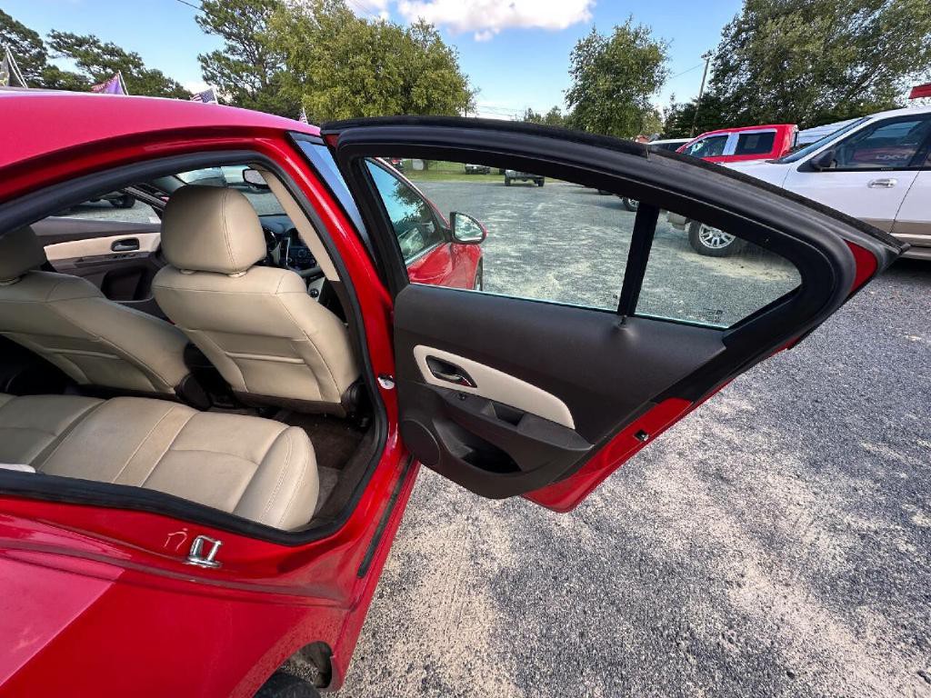 2013 Chevrolet Cruze Image 31