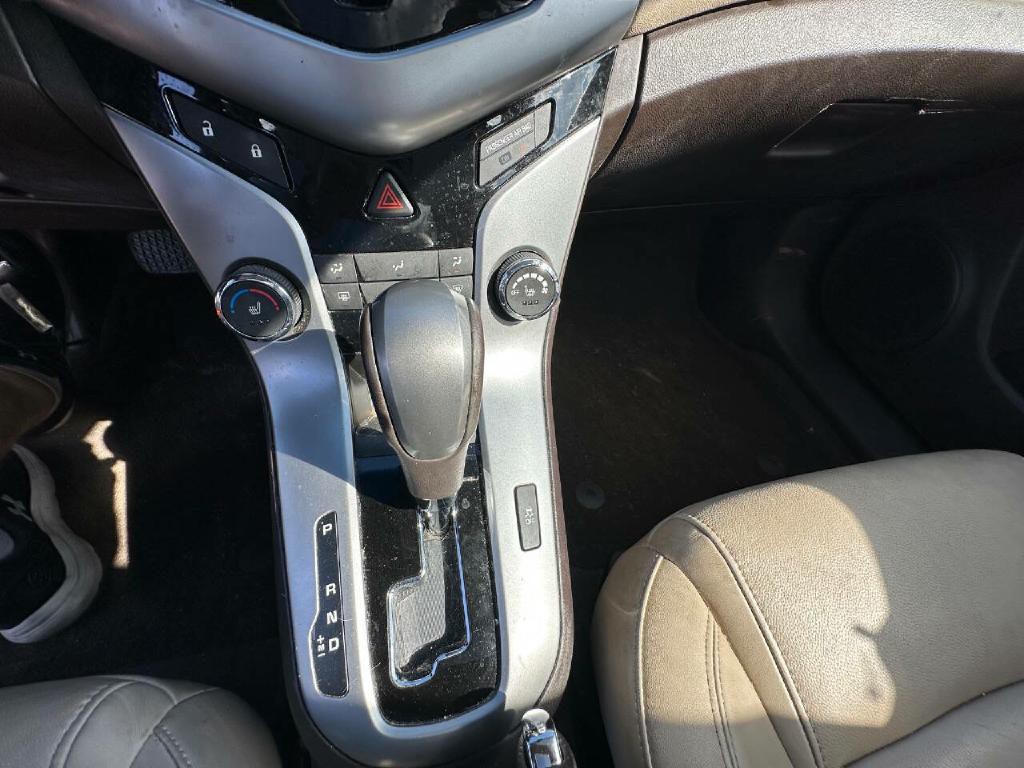 2013 Chevrolet Cruze Image 35