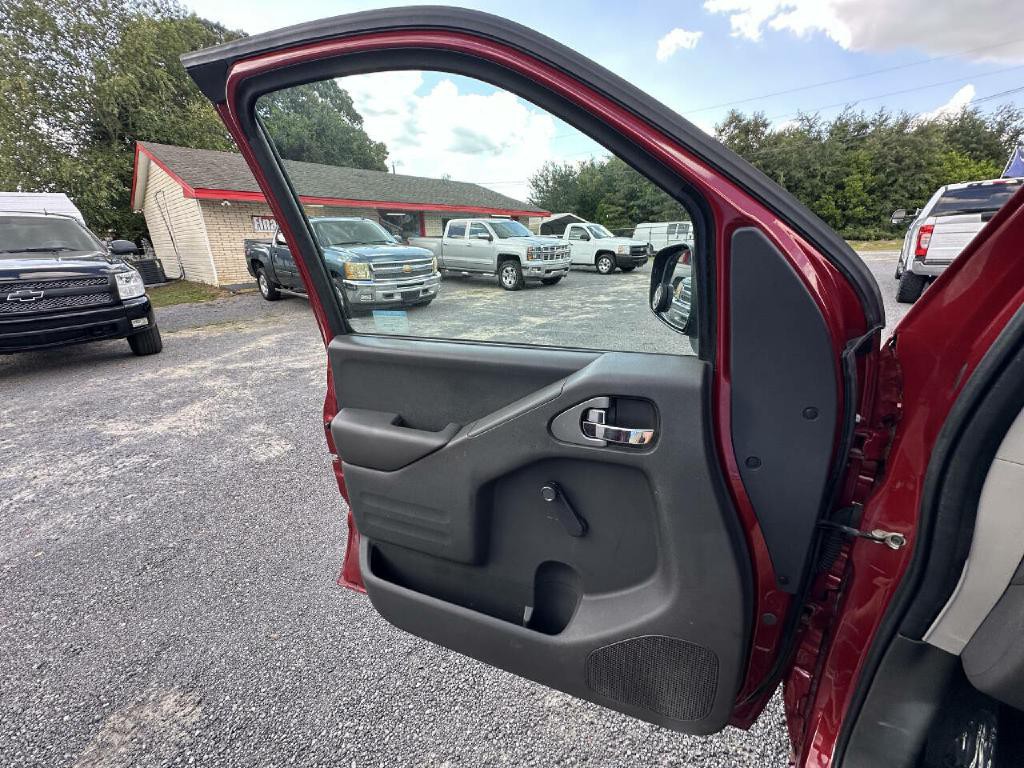 2017 Nissan Frontier Image 7