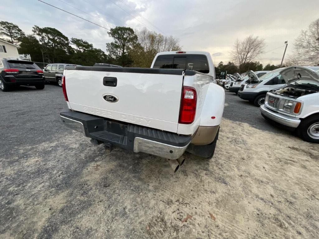 2012 Ford F-350 Image 24