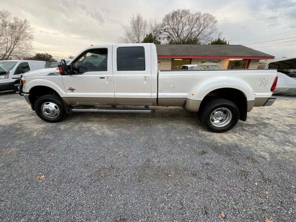 2012 Ford F-350 Image 39
