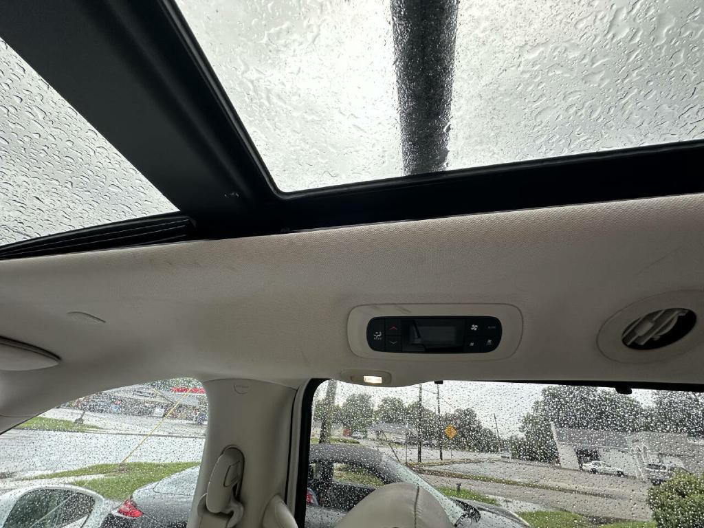 2017 Chrysler Pacifica Image 34