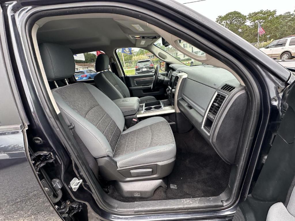 2014 RAM 1500 Image 28