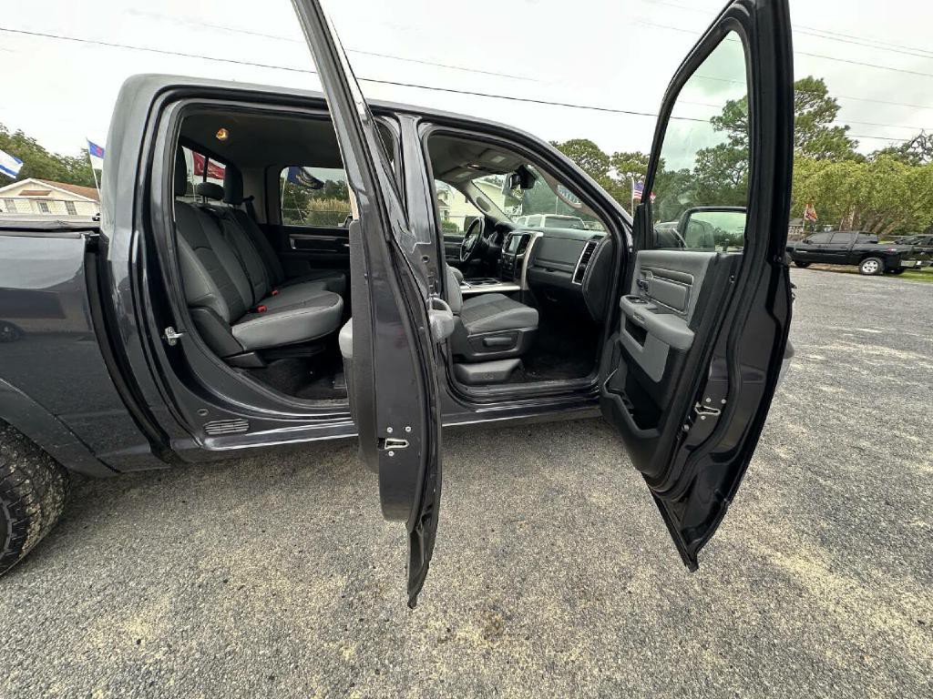 2014 RAM 1500 Image 31