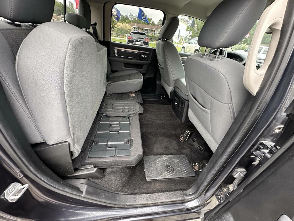 2014 RAM 1500 Image 36