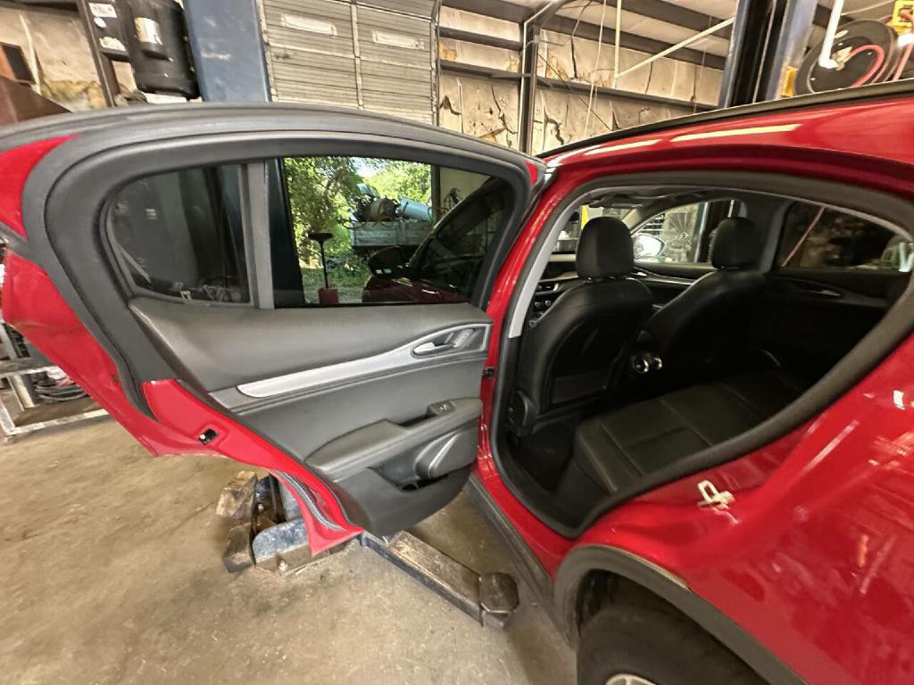 2018 Alfa Romeo Stelvio Image 18