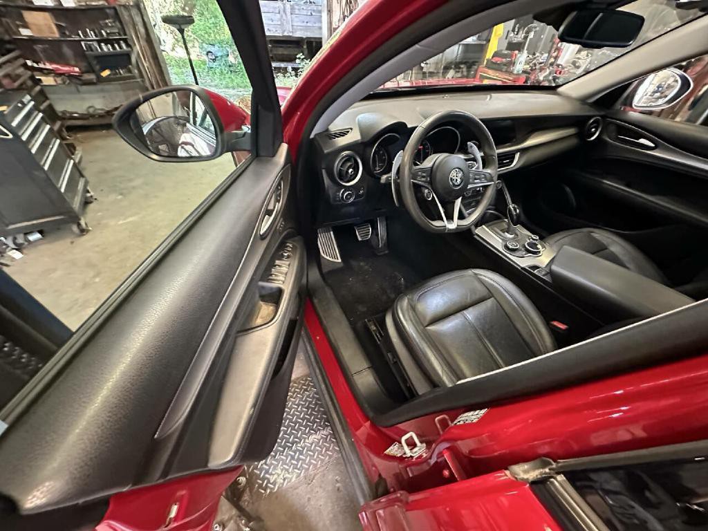 2018 Alfa Romeo Stelvio Image 26