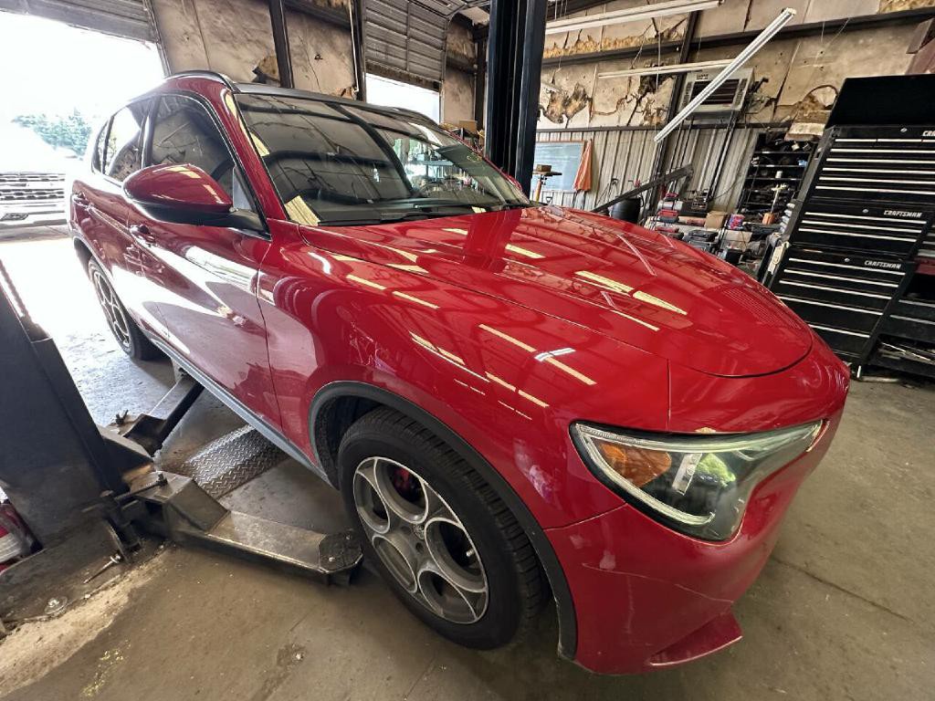 2018 Alfa Romeo Stelvio Image 34
