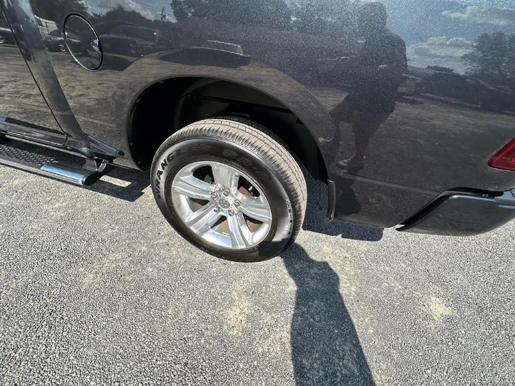 2014 RAM 1500 Image 14