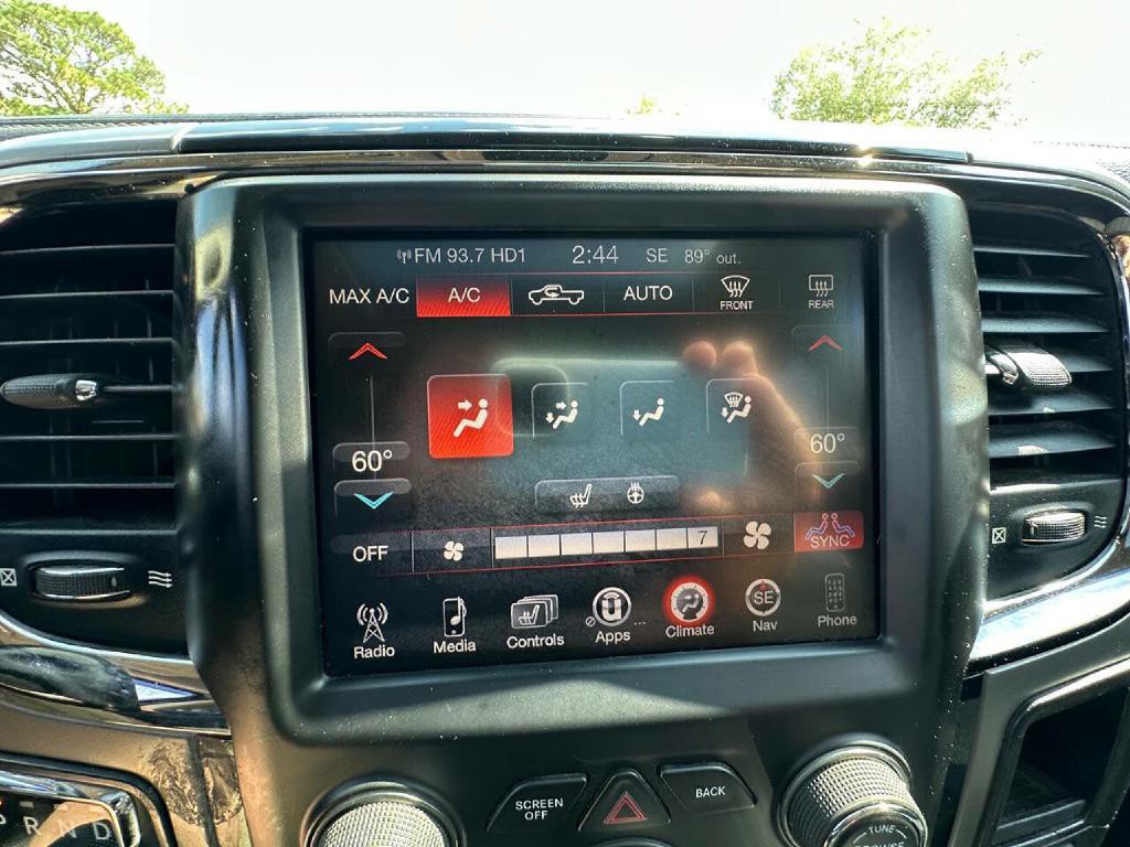 2014 RAM 1500 Image 25