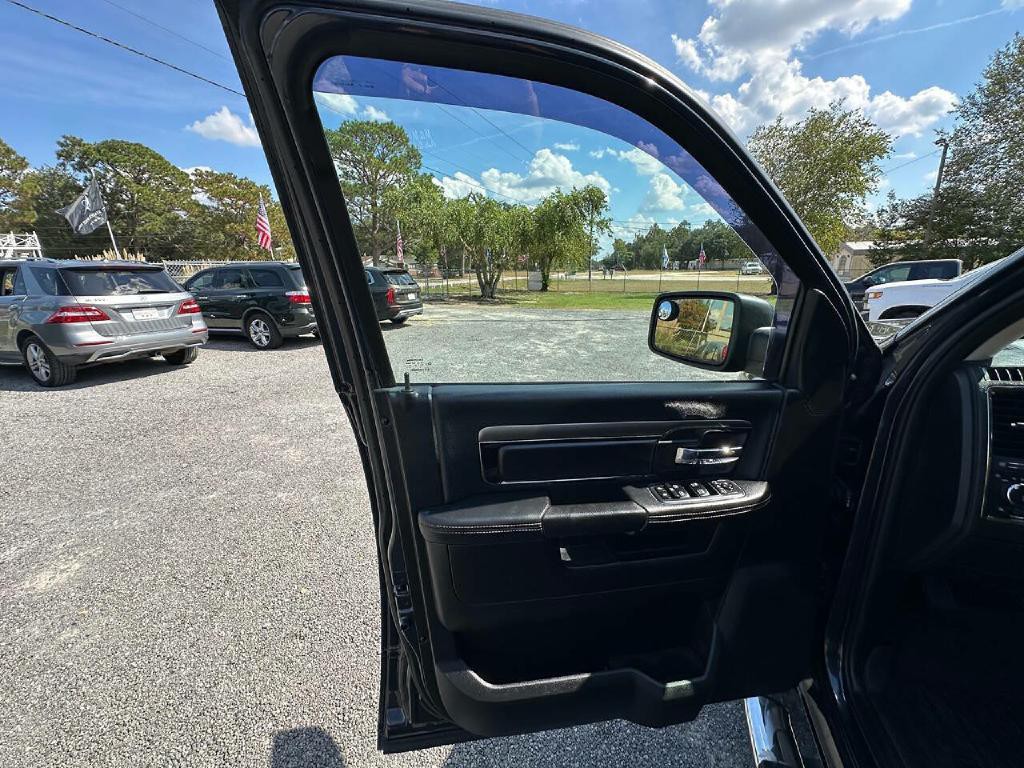 2014 RAM 1500 Image 43