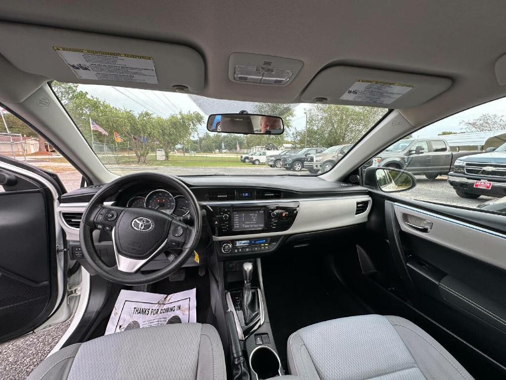 2016 Toyota Corolla Image 11