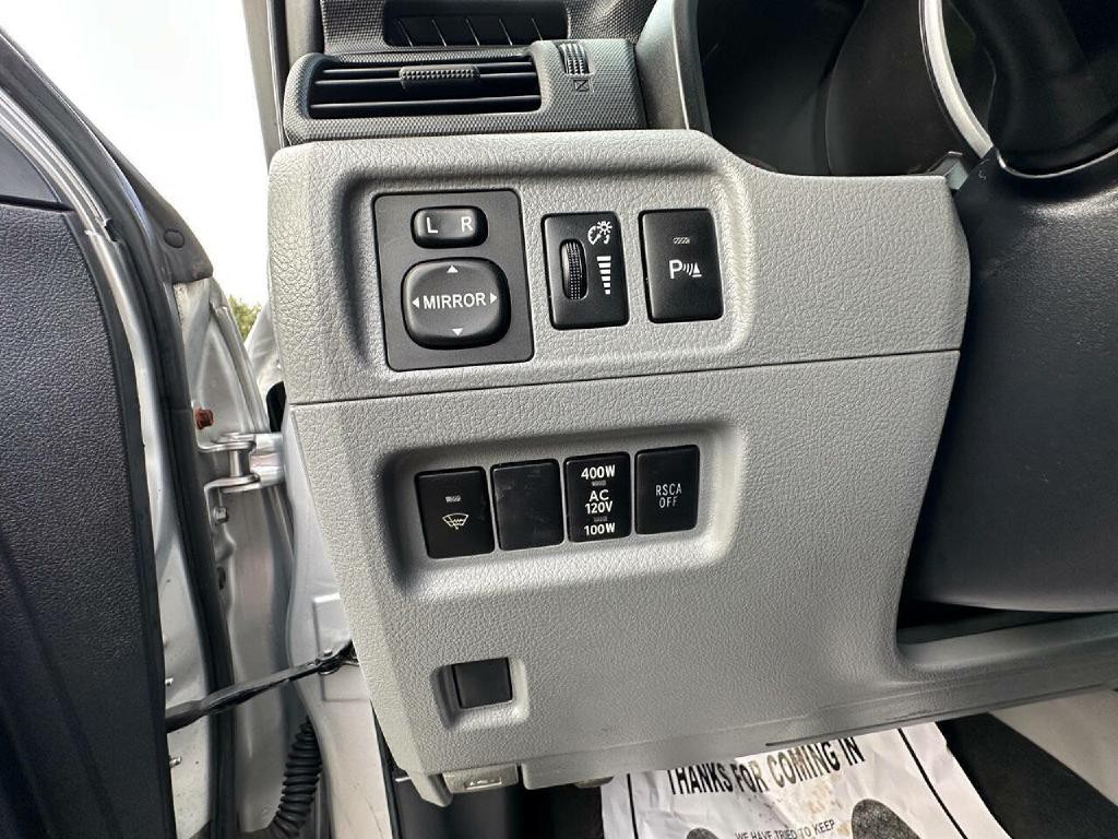 2011 Toyota 4Runner Image 29