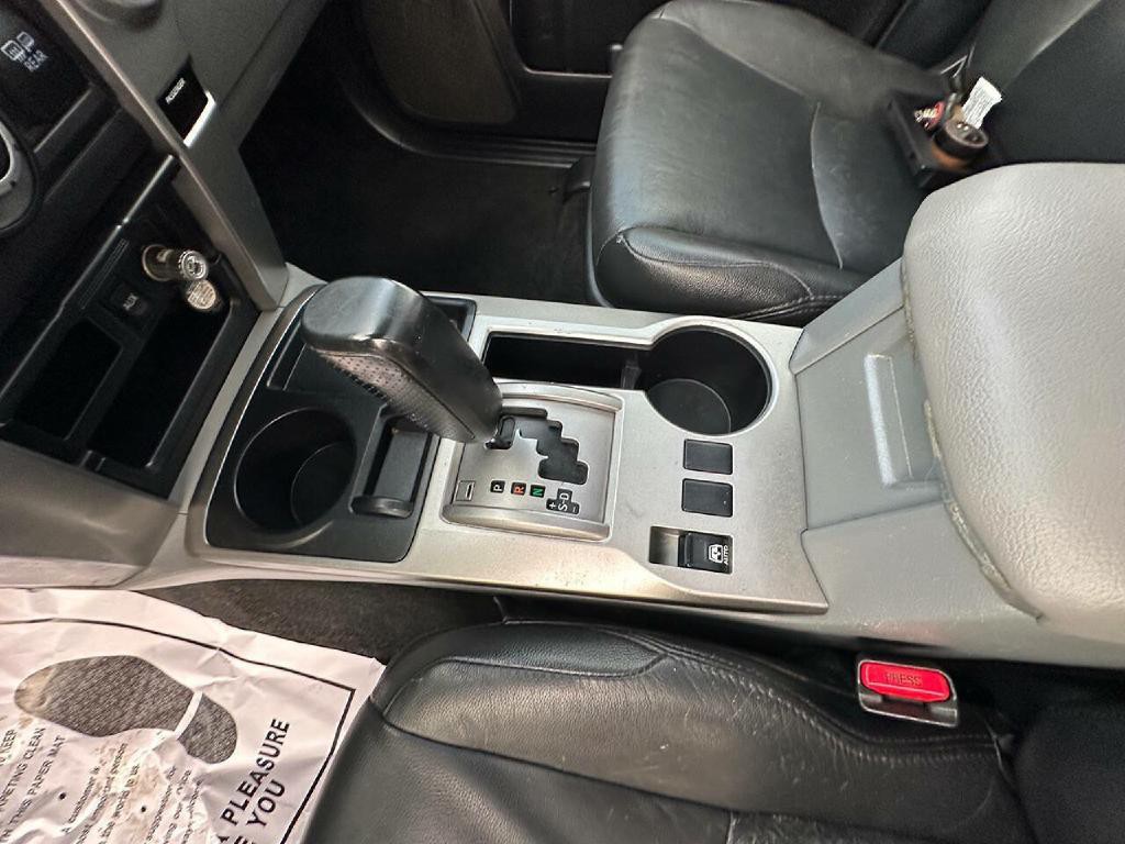 2011 Toyota 4Runner Image 33