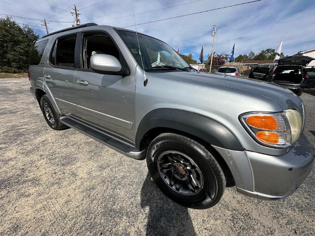 2003 Toyota Sequoia Image 5