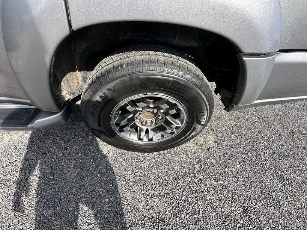 2003 Toyota Sequoia Image 12