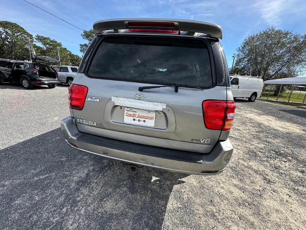 2003 Toyota Sequoia Image 38