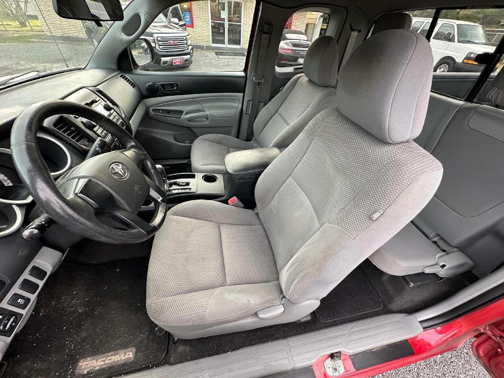 2012 Toyota Tacoma Image 25