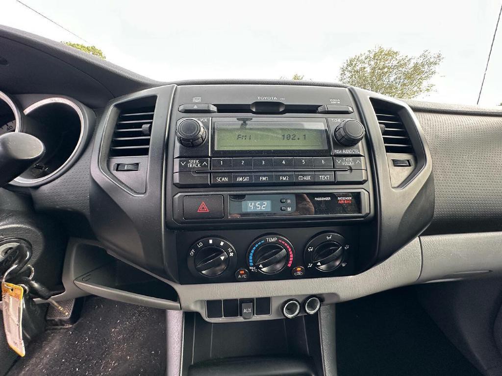 2012 Toyota Tacoma Image 32